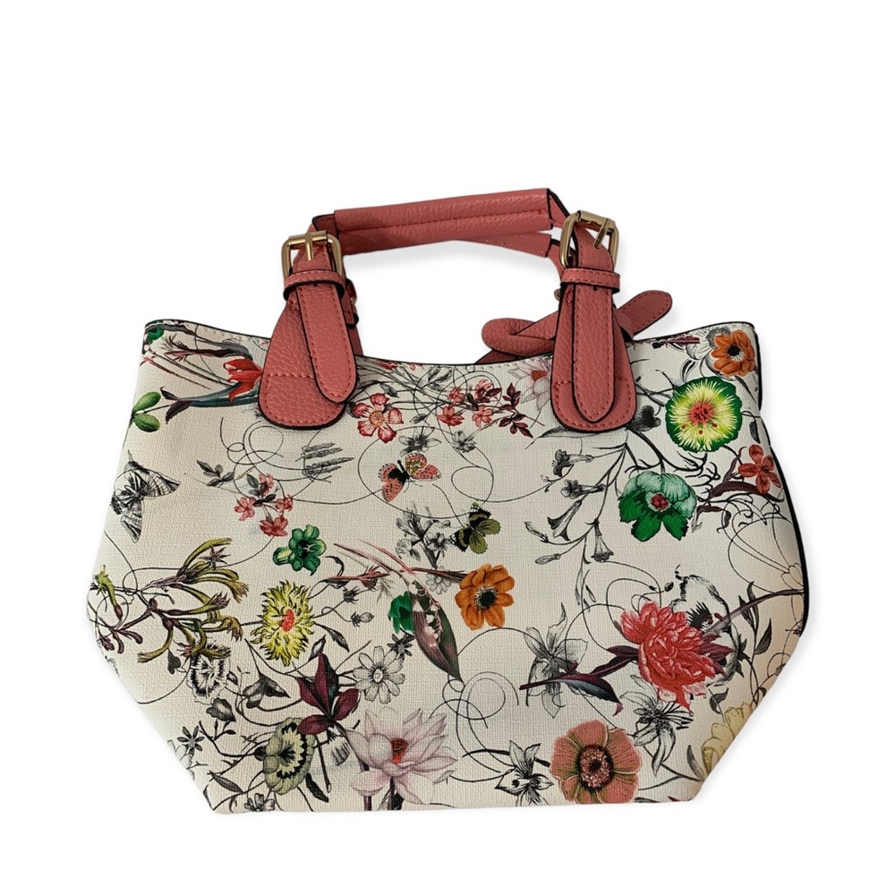 Small purse with flowers